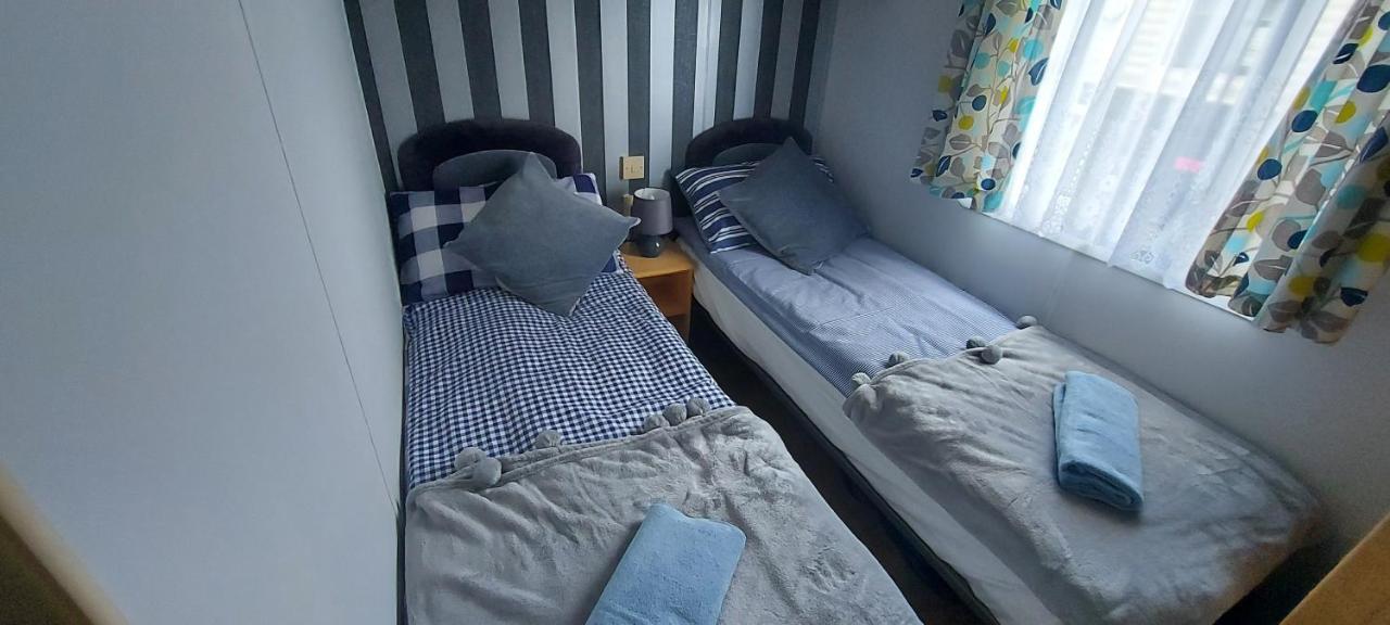 Westmorland 32 Caravan Ballantrae Екстериор снимка